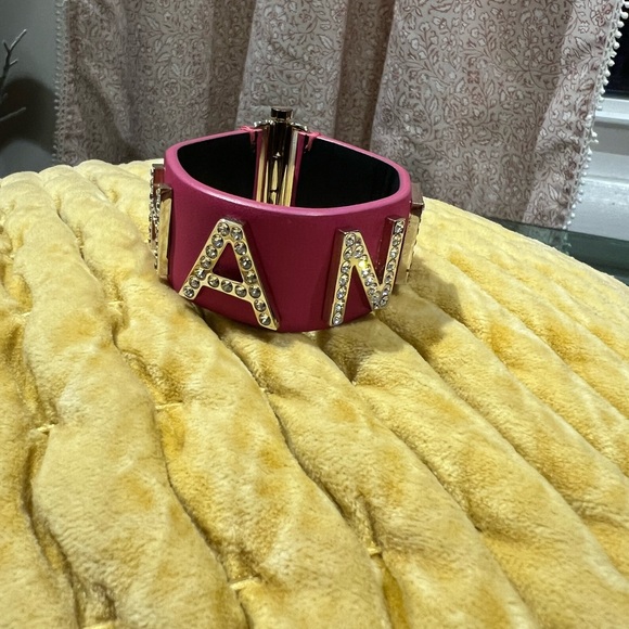 CHANEL Leather Bracelet - Picture 7 of 11